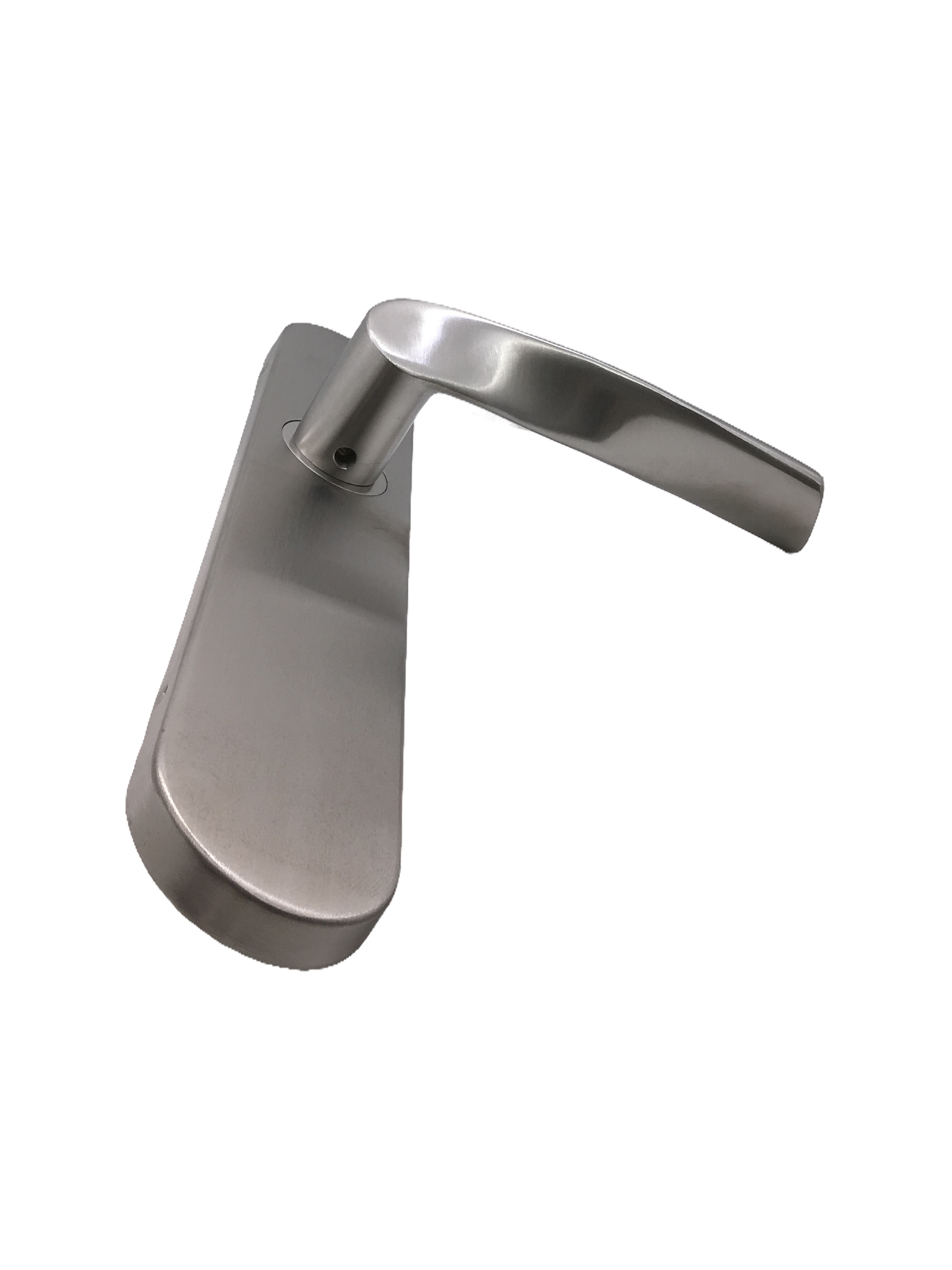 Twist lever handle with oval plate