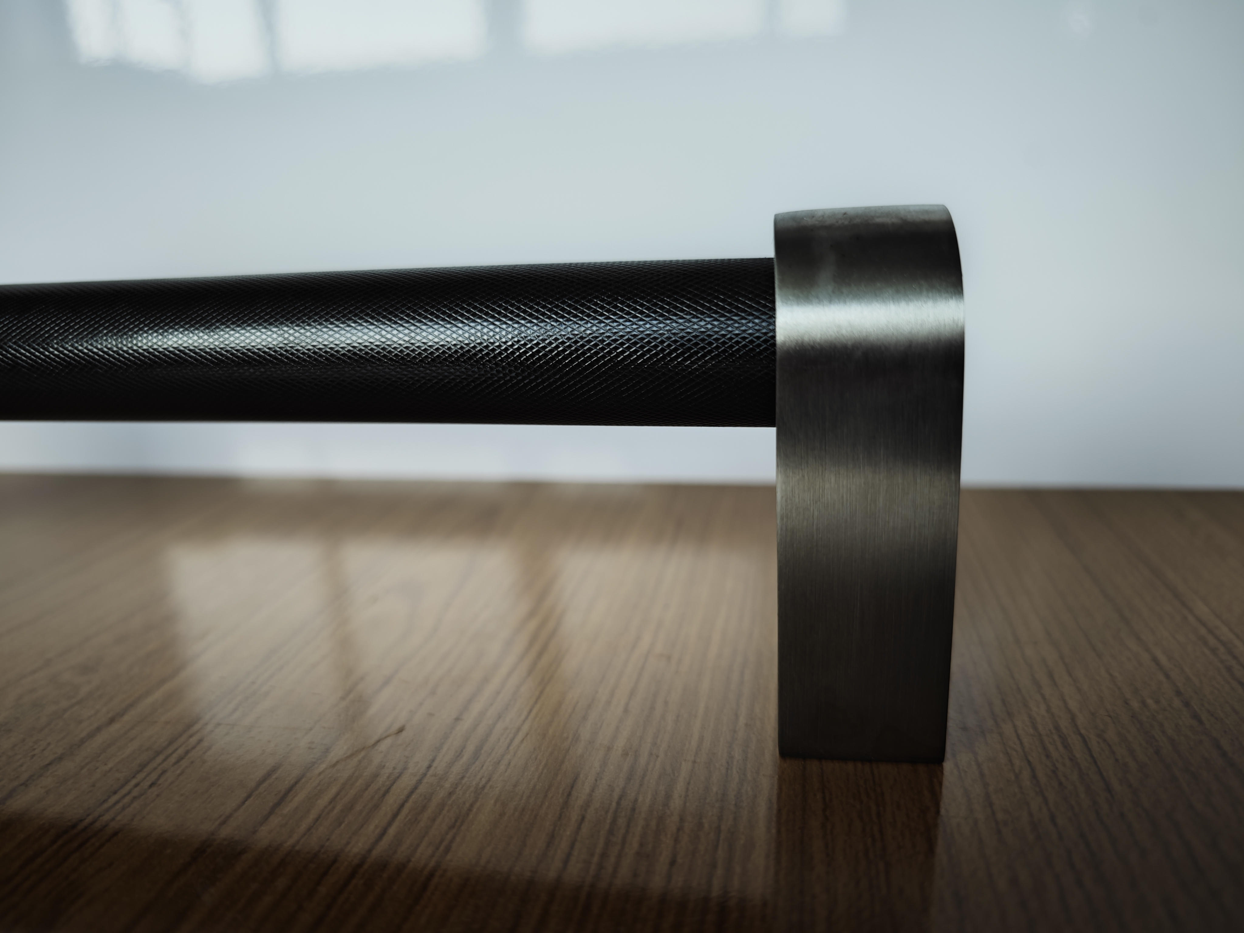 Black Diamond Knurling Pull Handle
