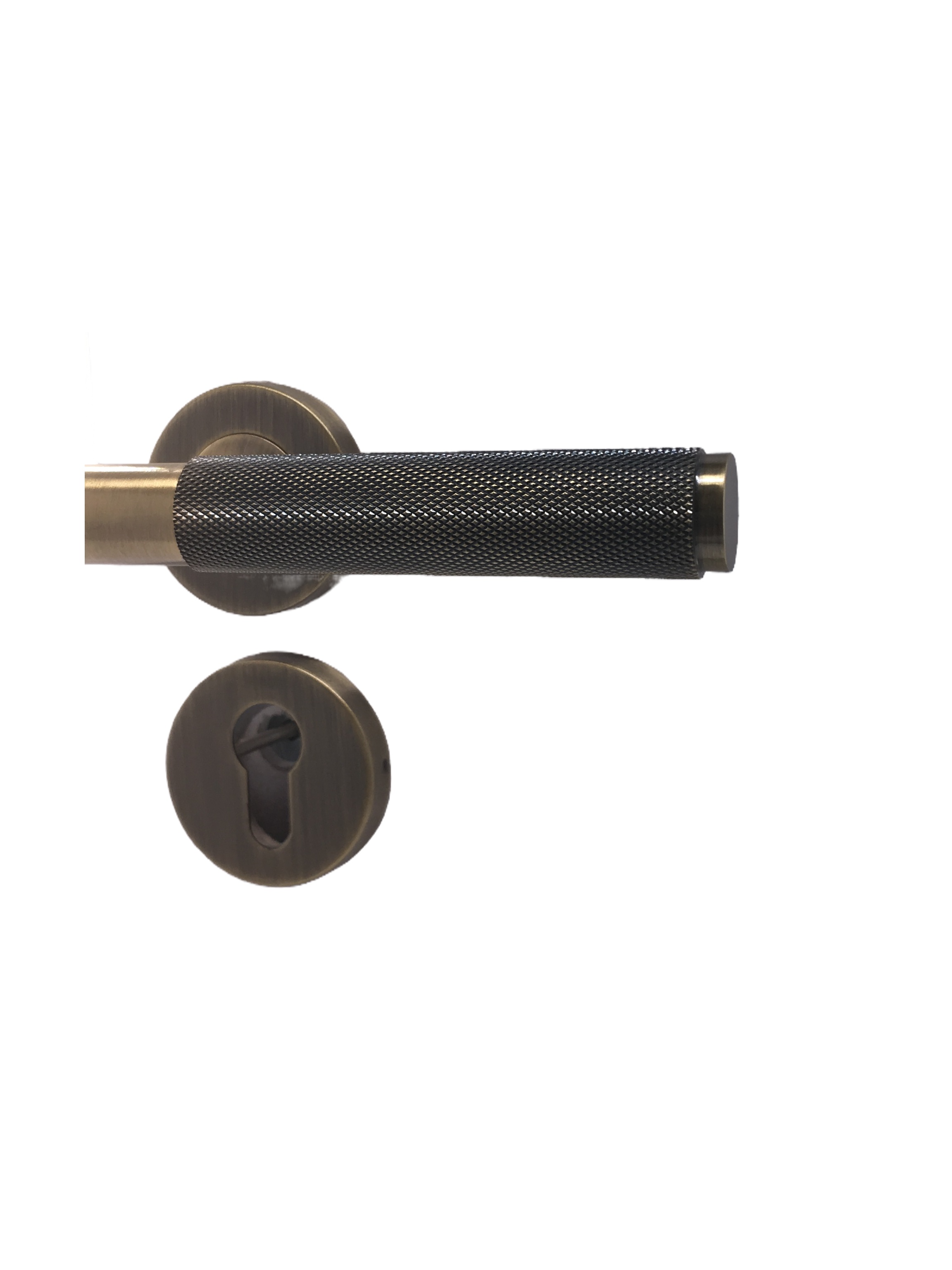 Brass knurled lever handle